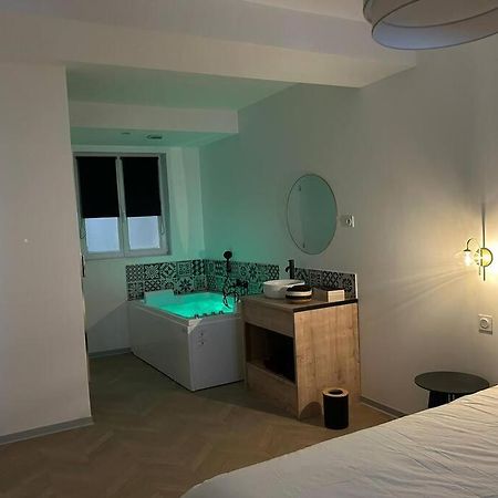 Appartement Spa 2 Pers-Couteliers-Centre Ville 穆兰 外观 照片