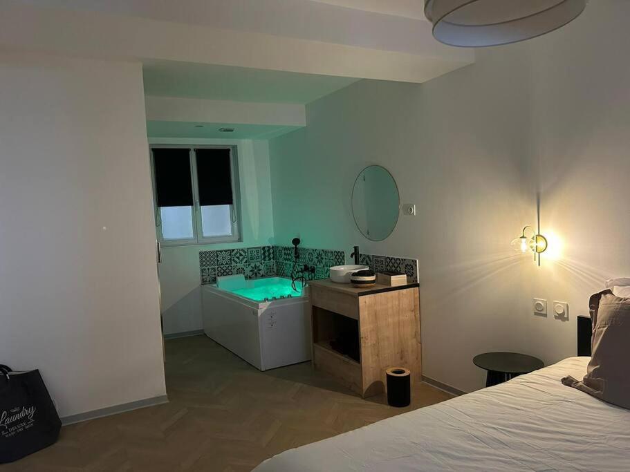 Appartement Spa 2 Pers-Couteliers-Centre Ville 穆兰 外观 照片